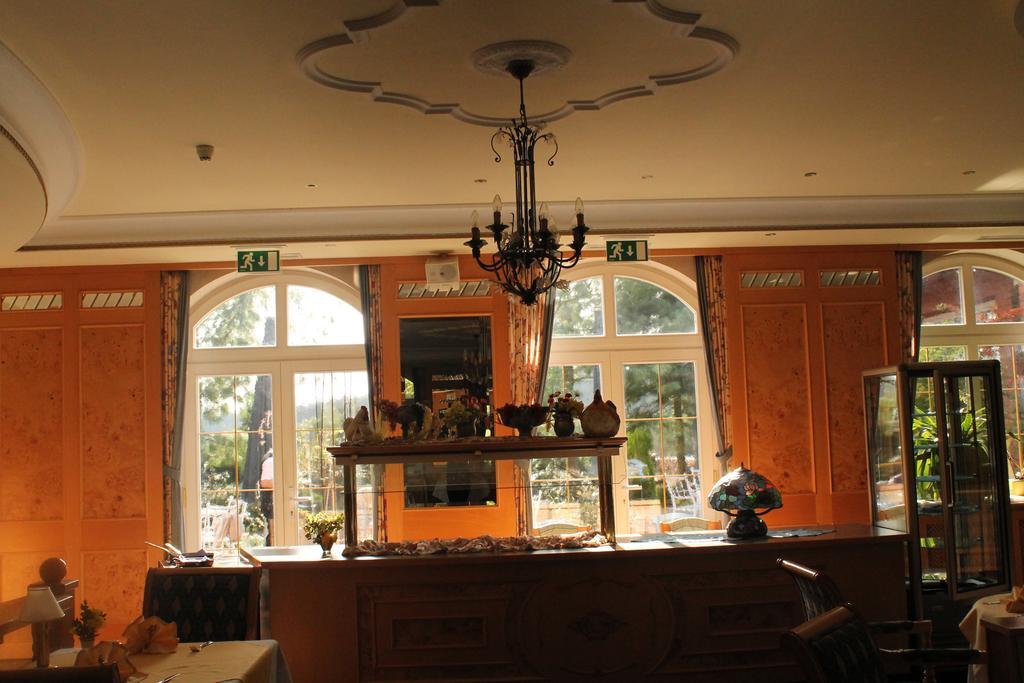 Hotel Und Restaurant Waldschloesschen Crivitz Dış mekan fotoğraf